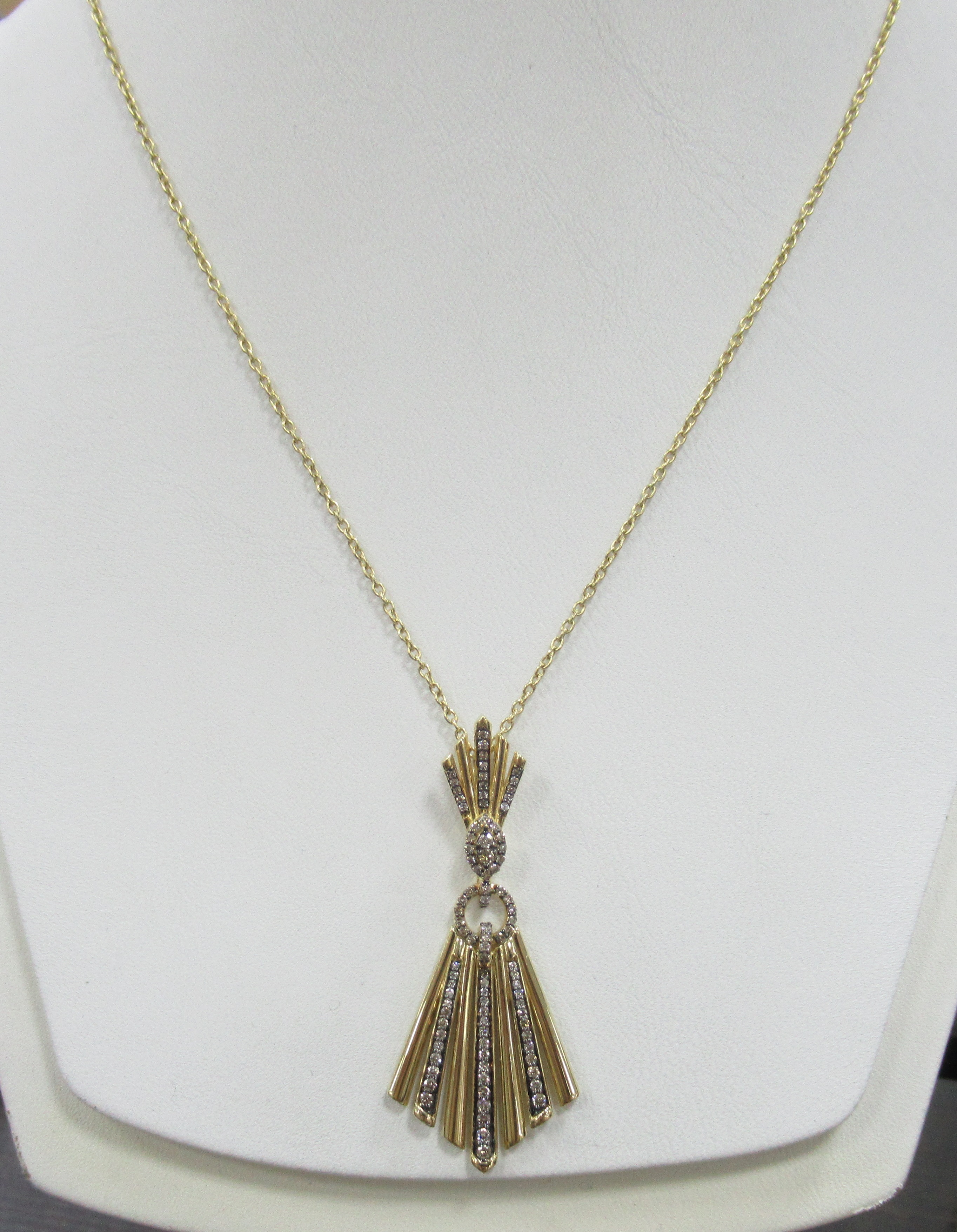 10711-000155 Колье (Au 585)